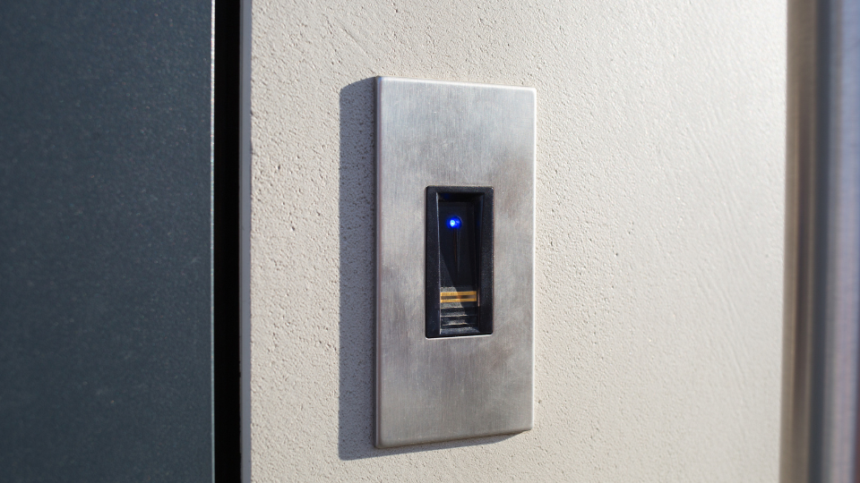Control de Acceso Biométrico: Seguridad con Tecnología Avanzada